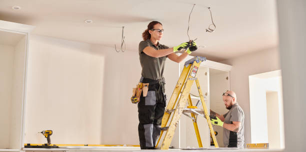 Best Affordable Emergency Electrician  in Bergenfield, NJ
